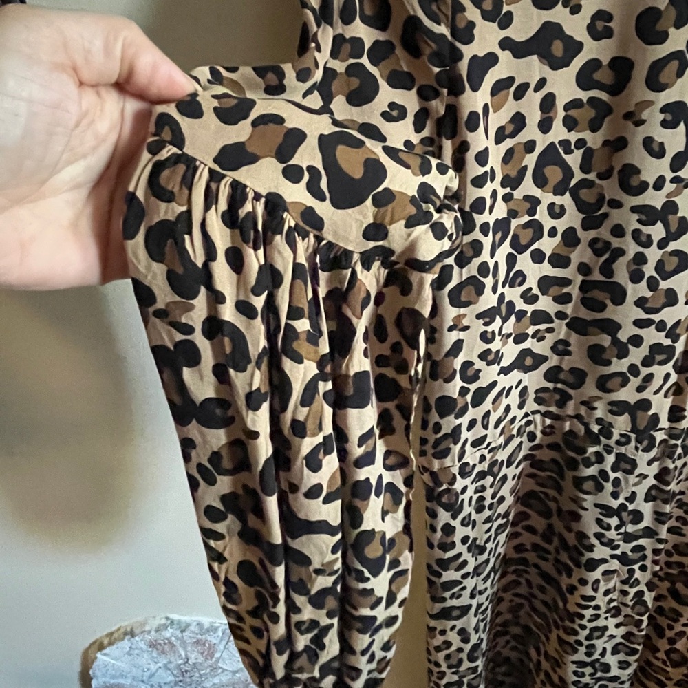 Dress - Picture 6 of 7